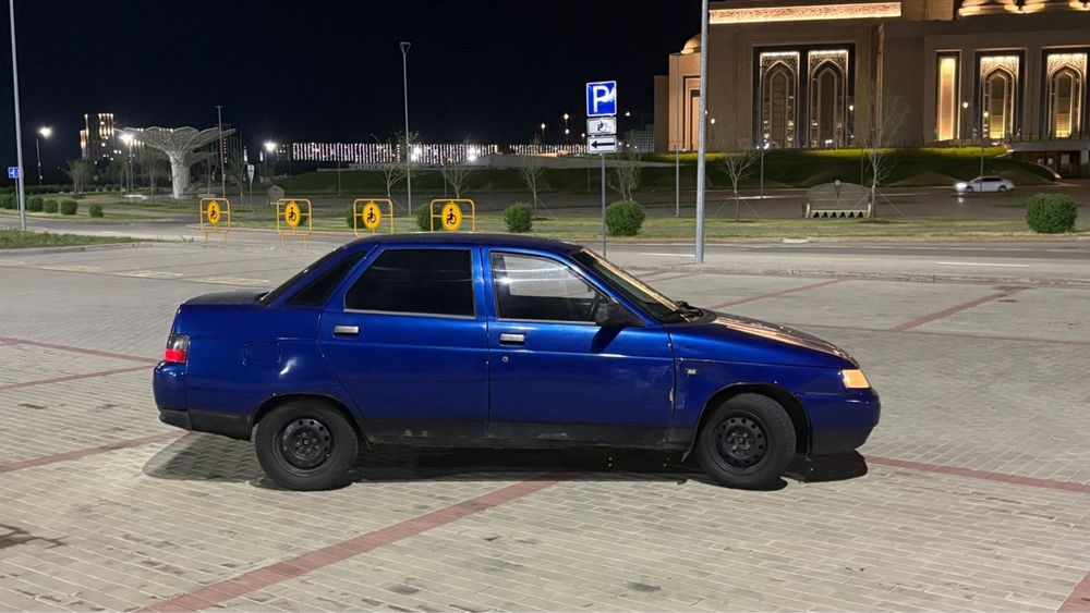 Продам ваз 2110