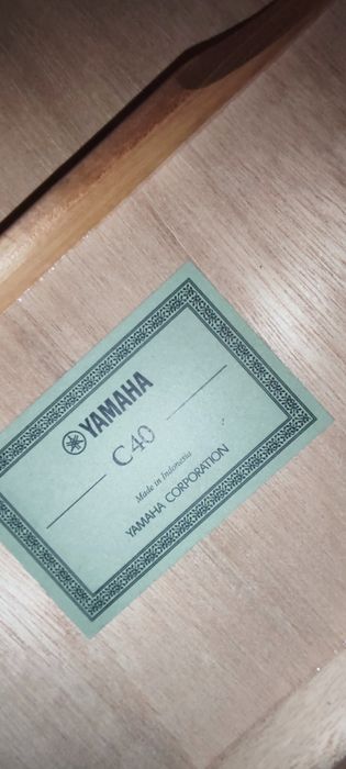 Класическа китара 4/4 Yamaha C40 черен лак