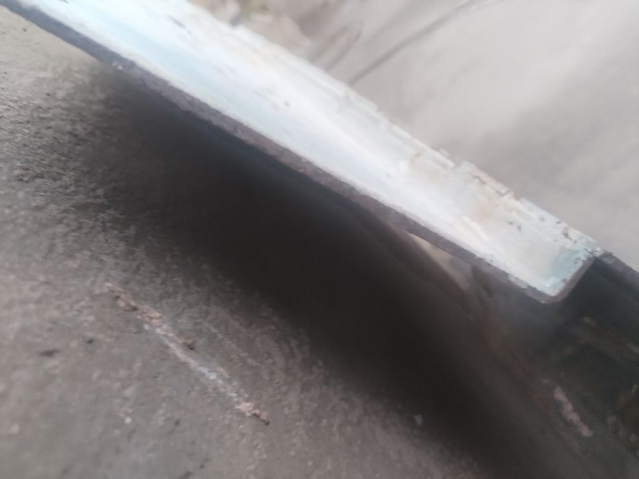 Прочный металл от забора