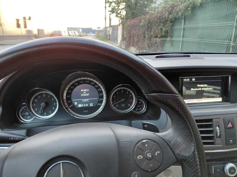 MERCEDES-BENZ E-Class 2009 — imagine 5