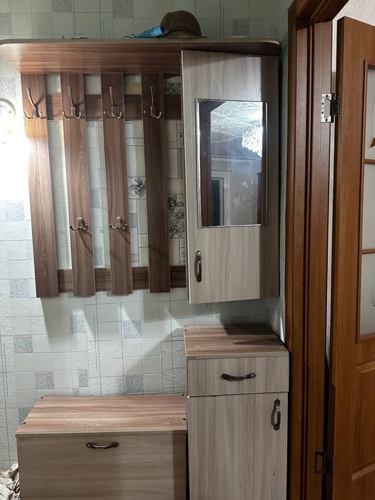 Продам прихожую
