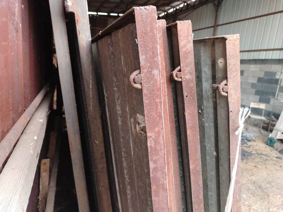 Профлист в уголках