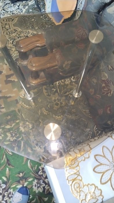 Продам этажерку красивую.