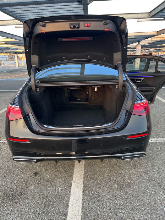 Long,Pachet AMG,Head-up,Garantie,Volan incalzit,punte viratoare,Burmester,Pano,Venti,Masaj,Tableta,Pachetul Chauffeur, Rear Tv,Alcantara,Chaise-Longue