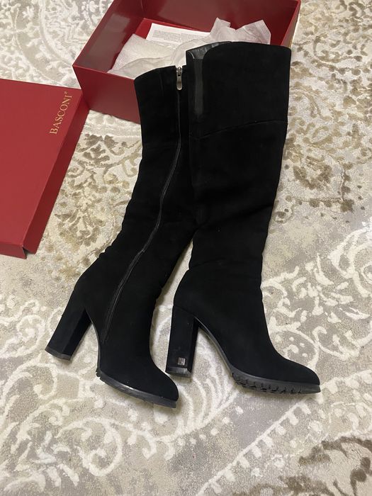 Обувь в коробке