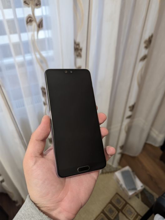 Huawei P20 simplu 128GB impecabil Garantie !