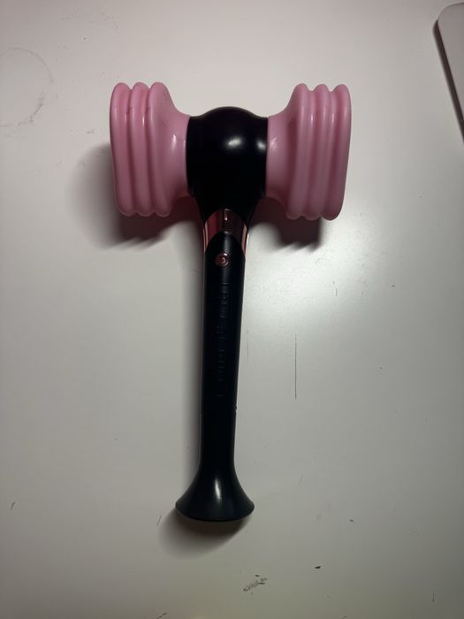 k-pop албуми itzy, twice, lesserafim, aespa, Blackpink LIGHTSTICK