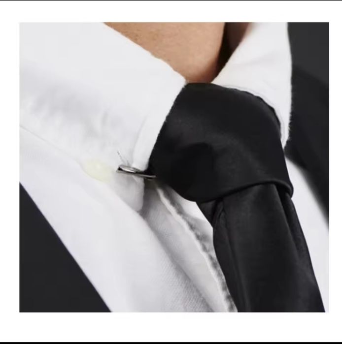 Щипка за яка черна