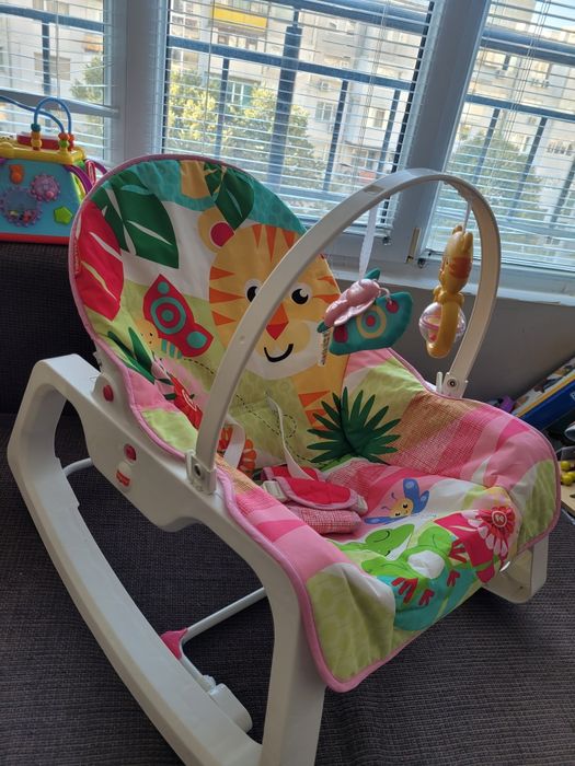Бебешки и детски шезлонг fisher price gnv70