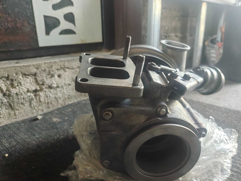 Турбина volvo D13 матор