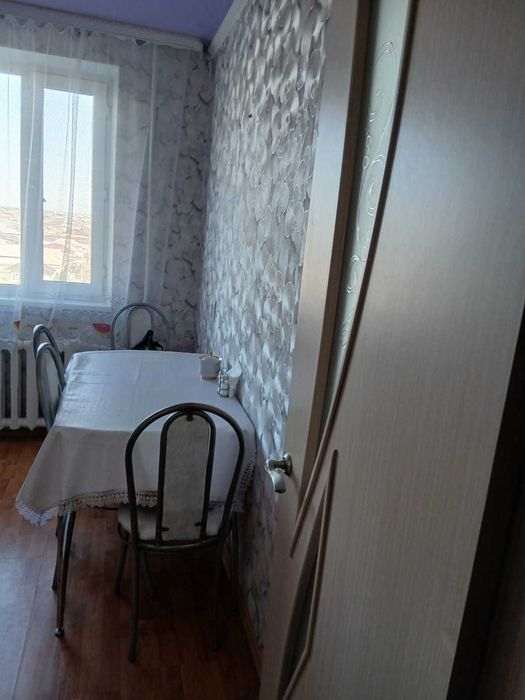 Продам 3-комнатную квартиру на 9 микрорайоне