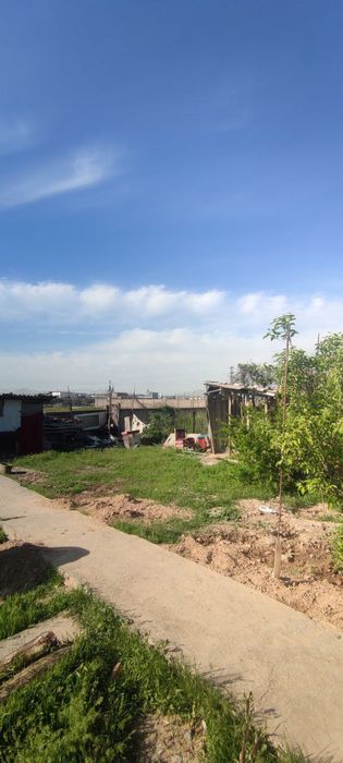 Yer sotiladi 1 sotix yangi hayot tumani Binokor