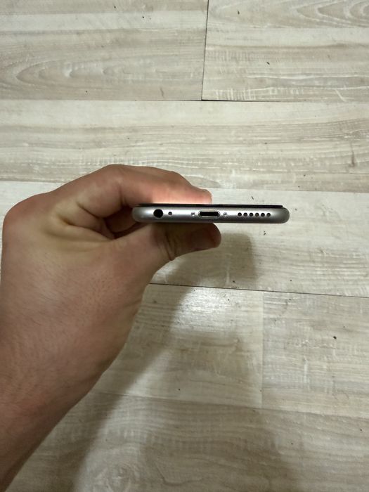 Iphone 6s отличним состаяни