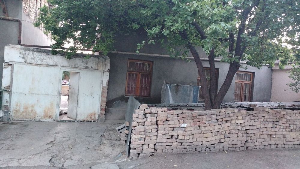 Продаётьс дом участок