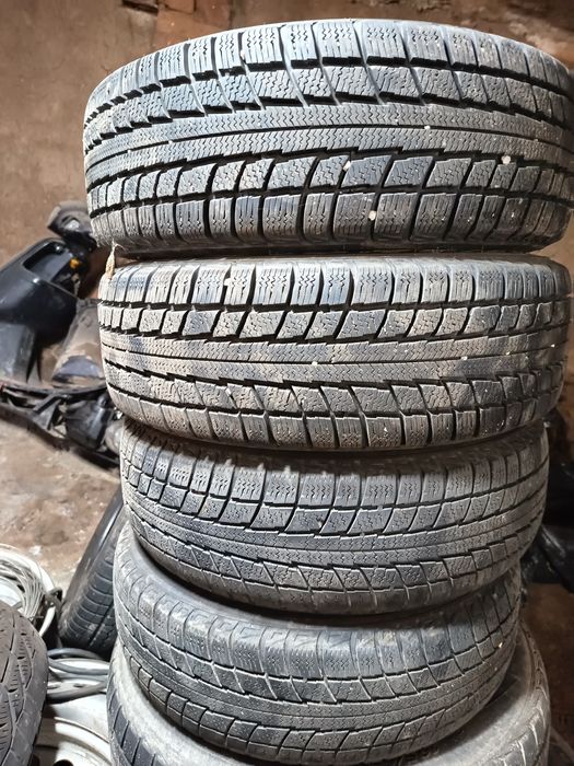 Автомобилни гуми