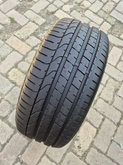 O bucată 245/35 Z R20 vară - una Pirelli