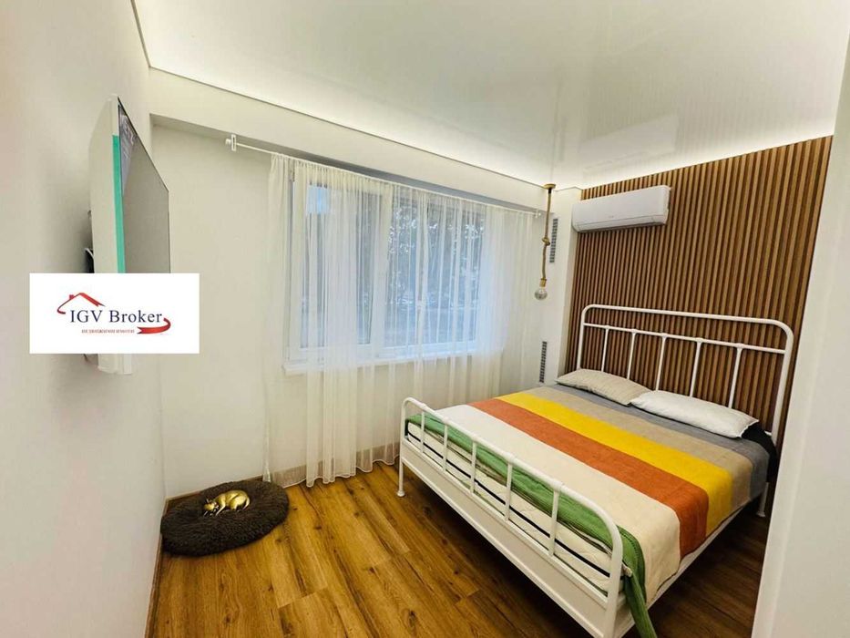 Продава се Двустаен апартамент в София, Надежда 2 - 56 кв.м за 1439 €/кв.м - Снимка #11