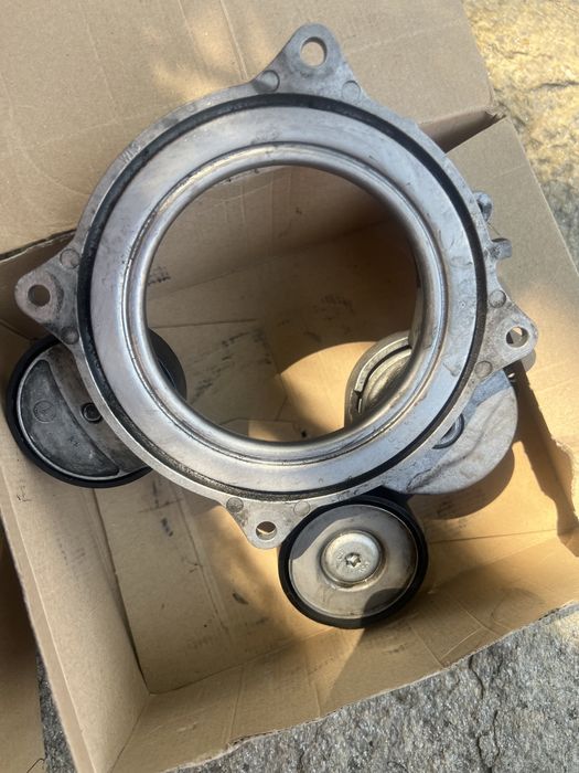 Ролки Алтернатор за 50TDI Audi