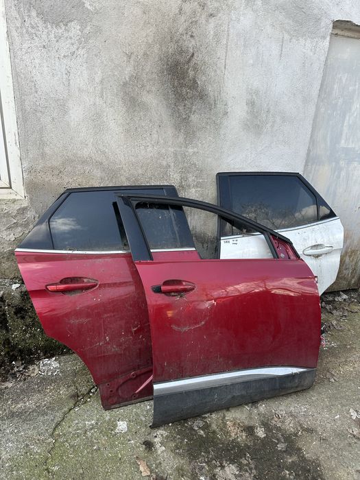 Врати  Peugeot 3008 16-23г