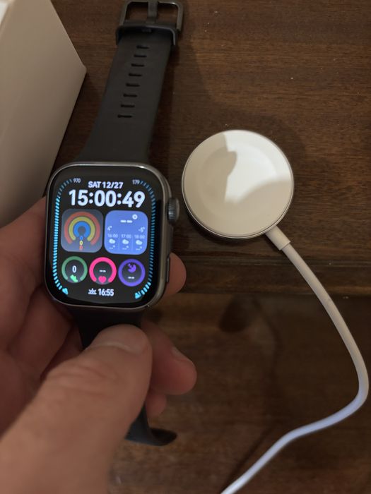 Продавам часовник Watch Fit 4