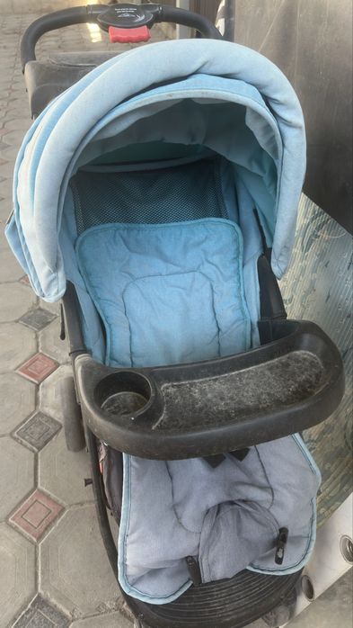 Продам прогулочную коляску