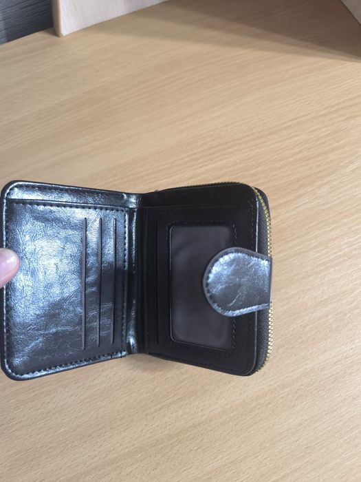 Продам новый кошелек.