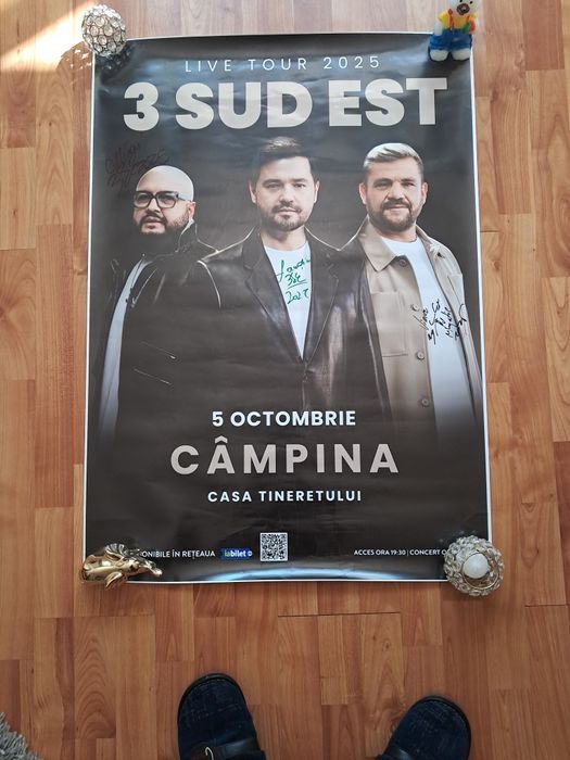 Afiș semnat de 3 SUD EST