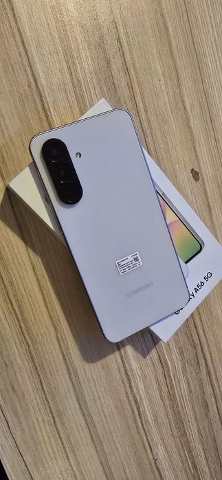 Samsung A56 смартфон