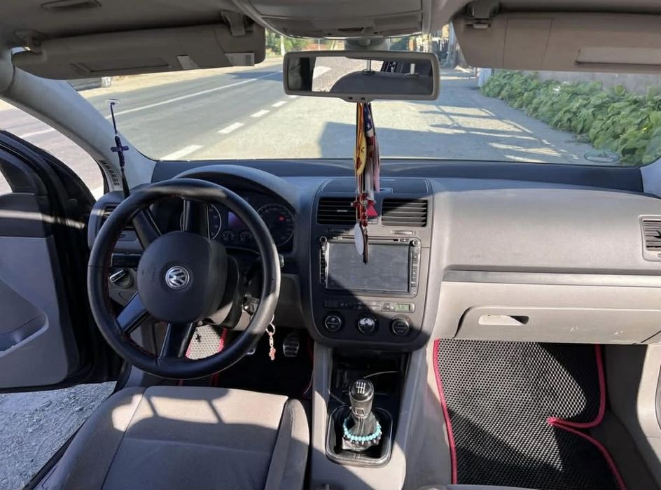 Golf 5 1.6 FSI 115 CP