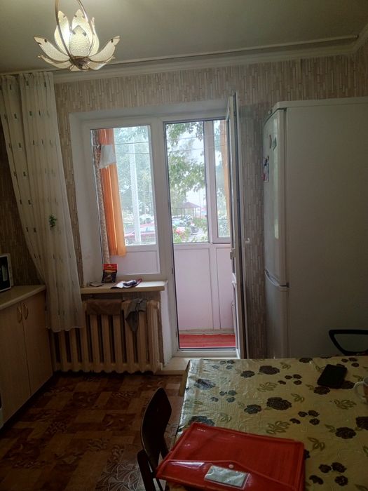 Продам 4 ком кв  на 19 микрорайоне