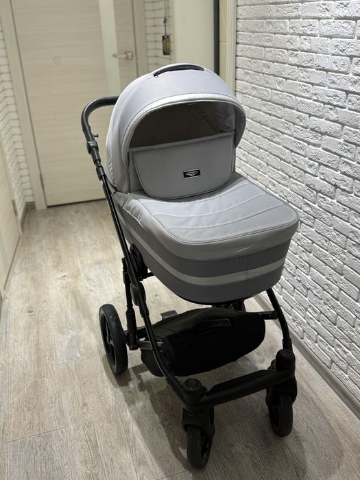 Продам: коляска Adamex Rimini  2 в 1