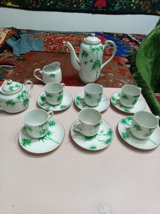 Продам сервиз кофейный  15 предметов