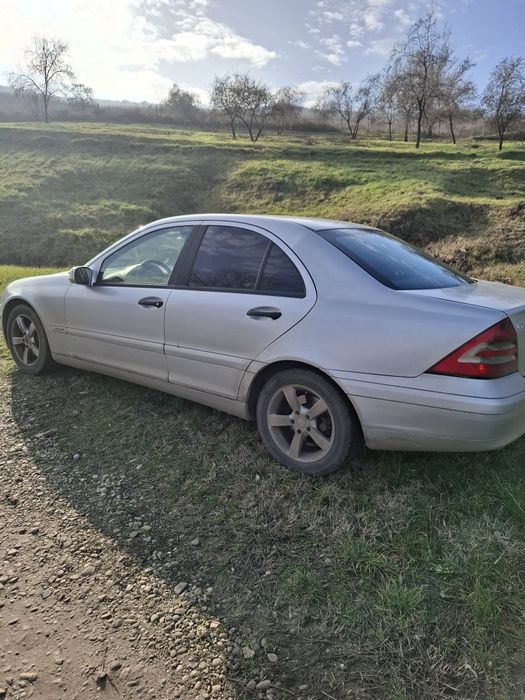 Mercedes-benz c200