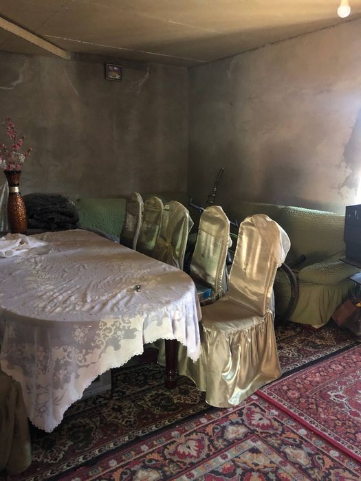 Hovli sotiladi nazarbek