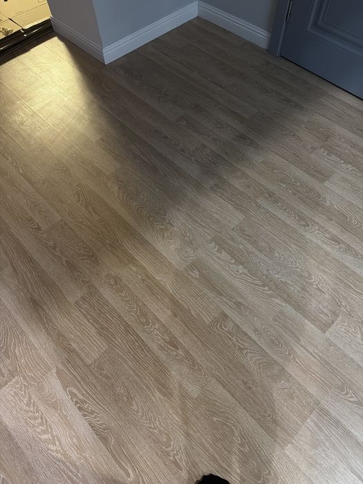 Продам бу ламинат