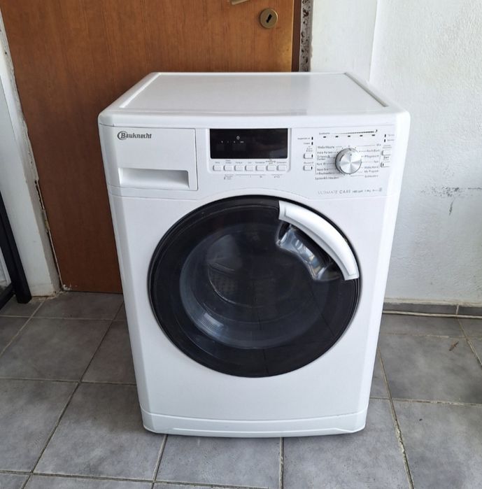 LICHIDARE DE STOC.  Masină de spălat rufe Bauknecht  / wa plus 60052 A