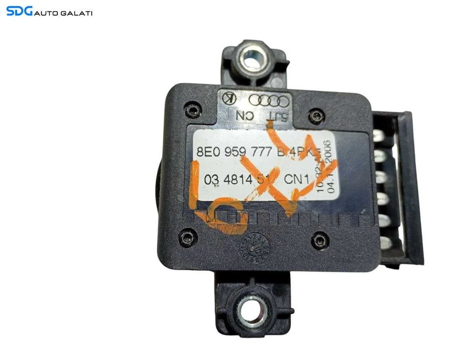 Buton Reglaj Electric Scaun Fata Pasager Audi A3 2003 - 2013 Cod 8E0959777B [LR0886]