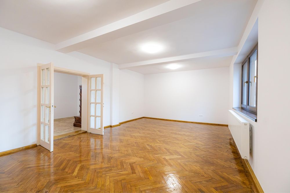 Spațiu comercial ultracentral de închiriat