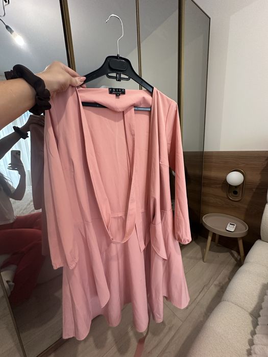 Лятна рокля и потници