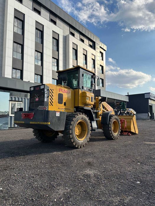 фронтальный погрузчик 1.5 куба