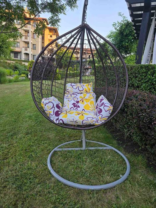 70€/136.91лв.-Градинска люлка тип яйце - РАЗПРОДАЖБА