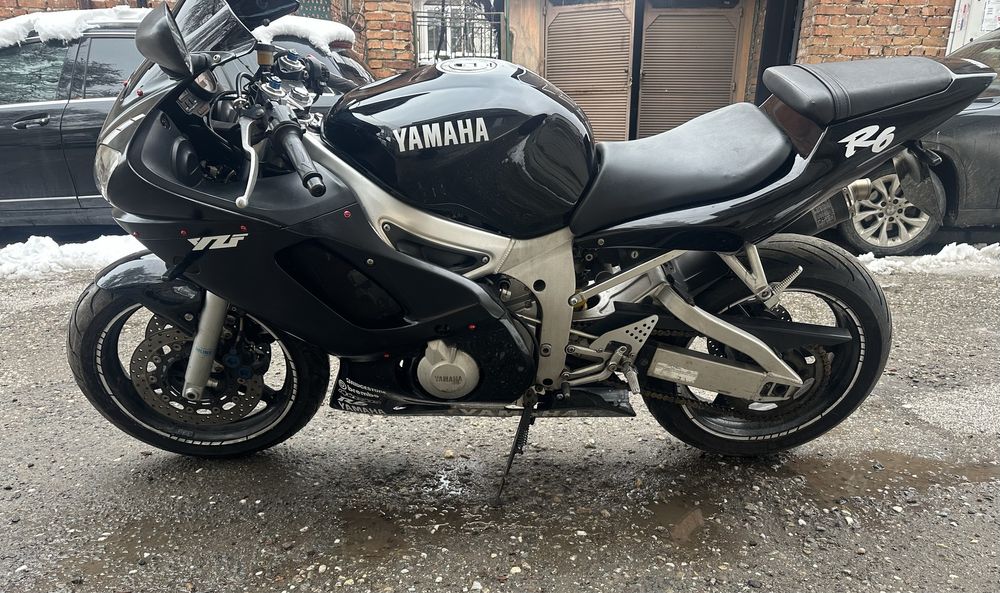 Yamaha , YZF 600 , R6 , RJ03