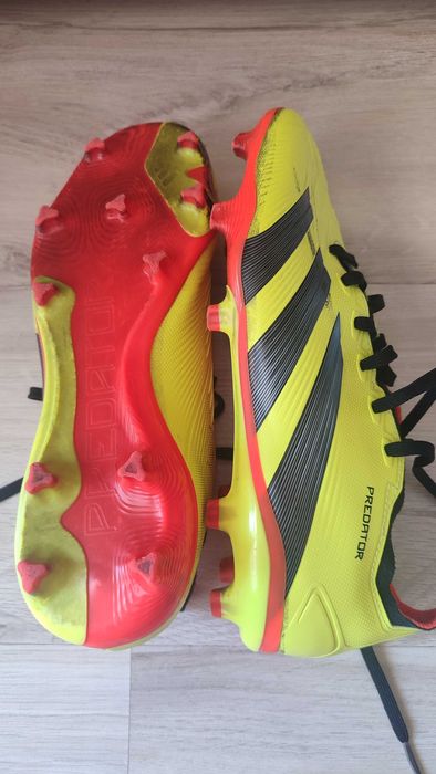 Бутонки adidas predator