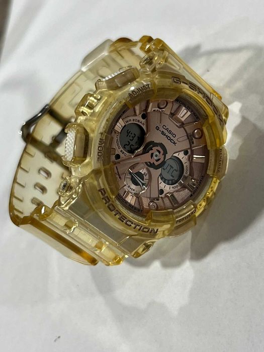 Casio G-Shock GMA-S120SR