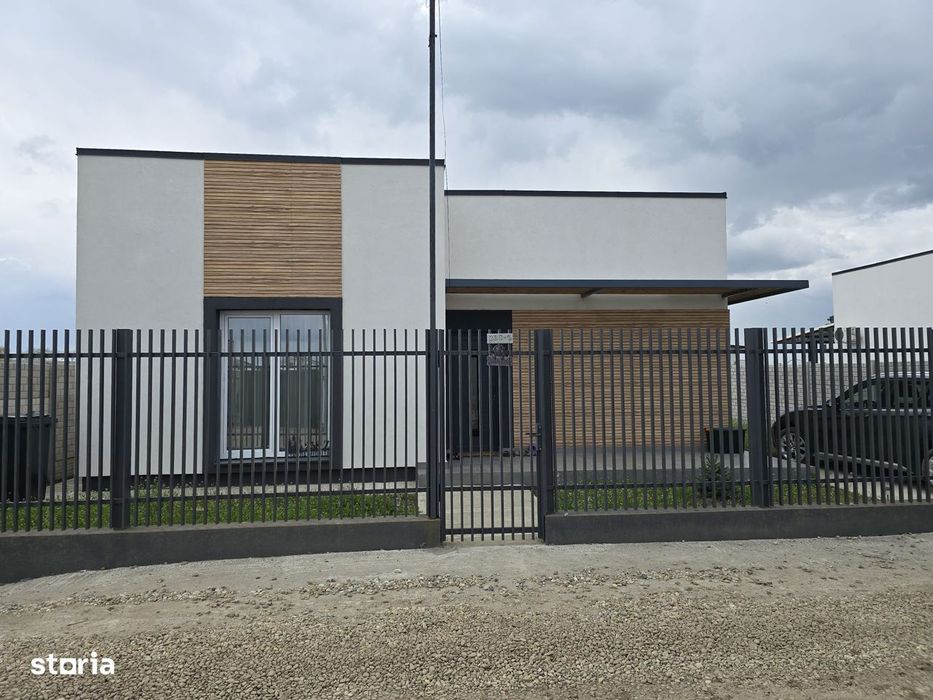 Casa 4 camere,800 m de blv.,la intrare in Comuna Berceni