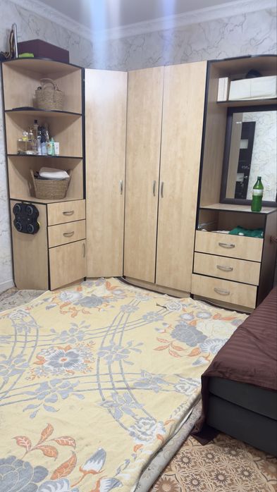 Шкаф угловой шифонер