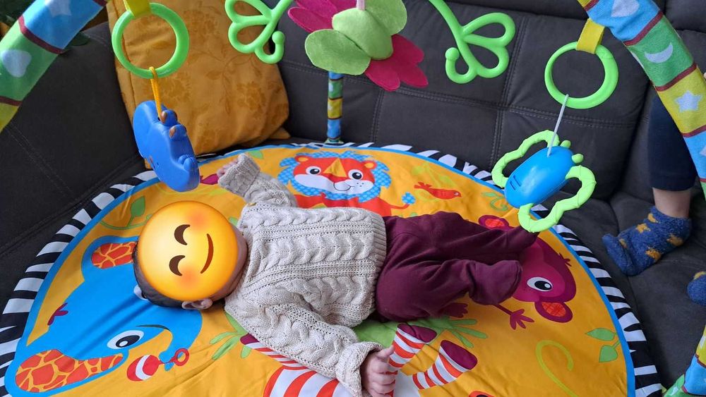 Активна гимнастика за бебе