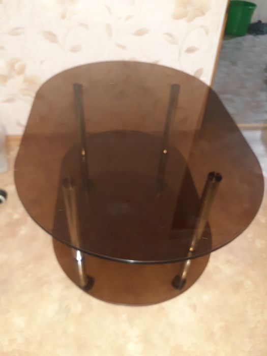 Продам журнальный столик