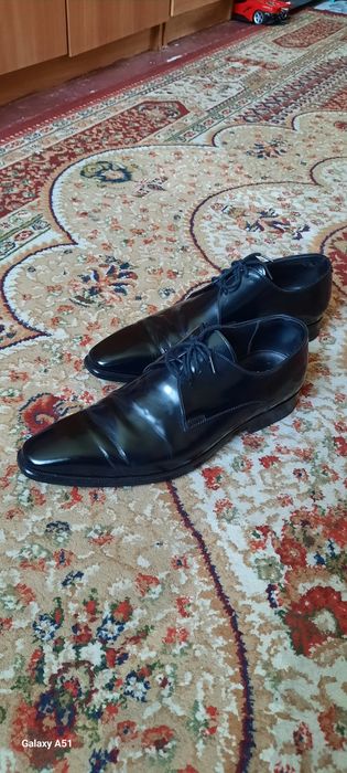 Italyanskiy tufli FERRE