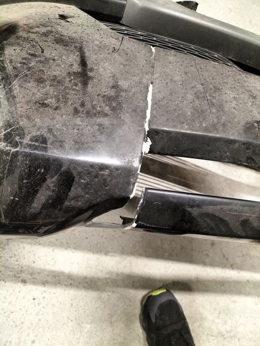 Предна броня Със Забележки Range Rover Evoque /Рейндж Ровър Евок 2013г